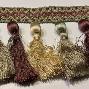 Tassel Fringe Trim 5 1/2 Yds & 18 ins Sewing Crafts Drapes Tie Backs Furniture